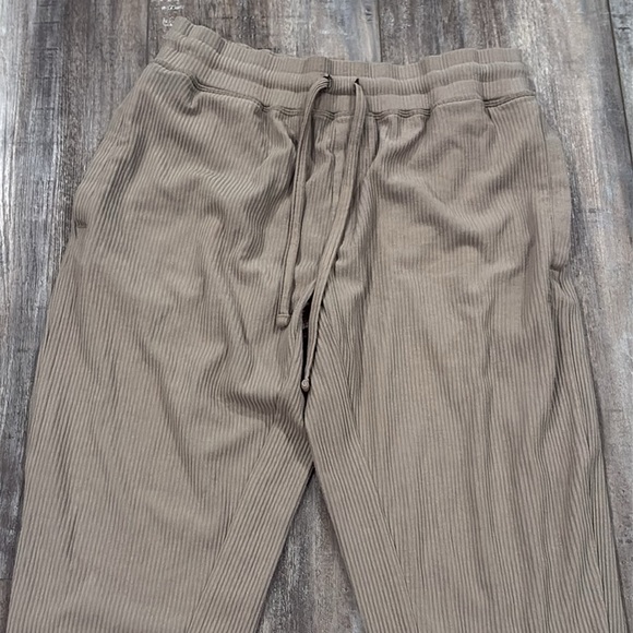 Tommy John Zen Ribbed Jogger Size Small - Picture 4 of 10